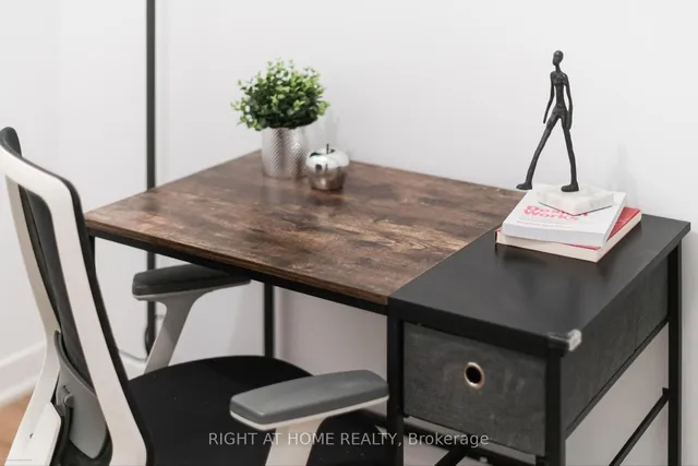 Additional image 15 of 1420 Dupont St Unit 708