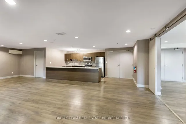 Additional image 31 of 816 Lansdowne Ave Unit 517