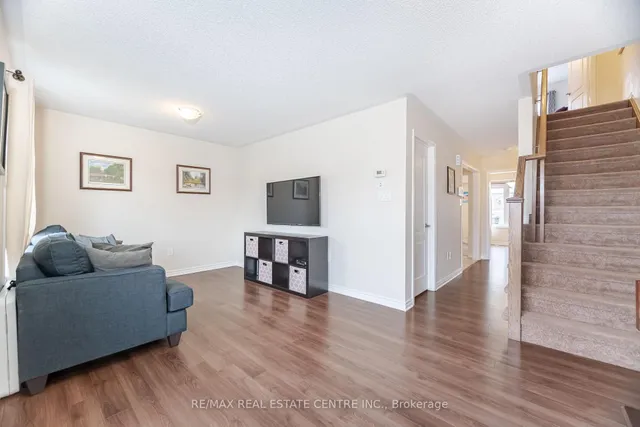 Additional image 13 of 18 Allium Rd