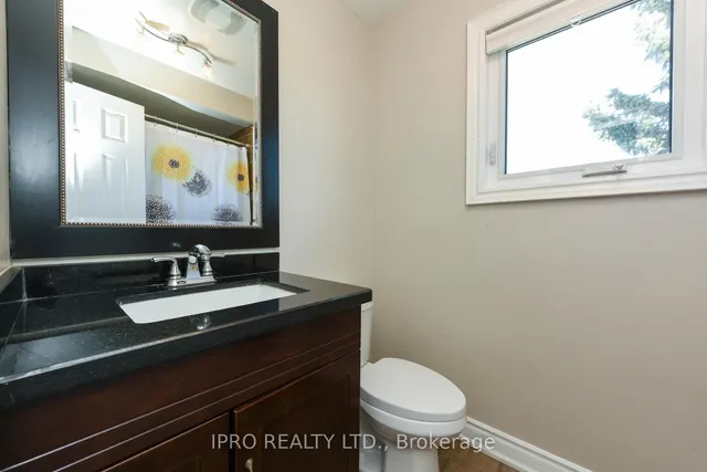 Additional image 31 of 5136 Palomar Cres