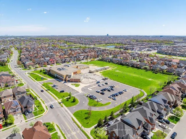 Additional image 41 of 7 Accent Circ