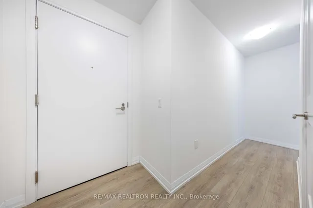 Additional image 26 of 50 Dunfield Ave Unit 1917