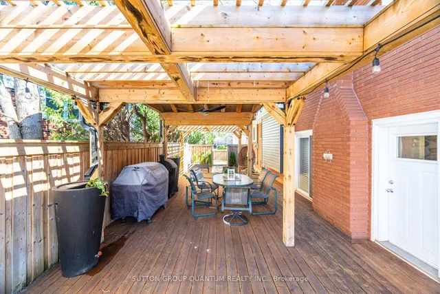 Additional image 45 of 608 Rosedale Cres