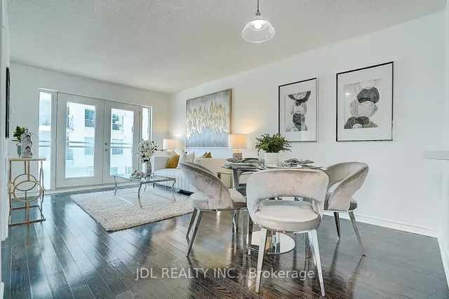 Additional image 13 of 600 Queens Quay Unit 711