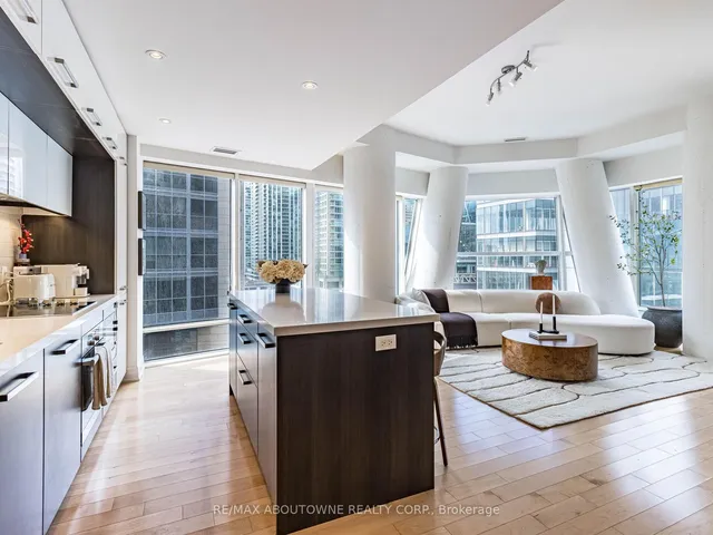 Additional image 14 of 8 The Esplanade St Unit 802