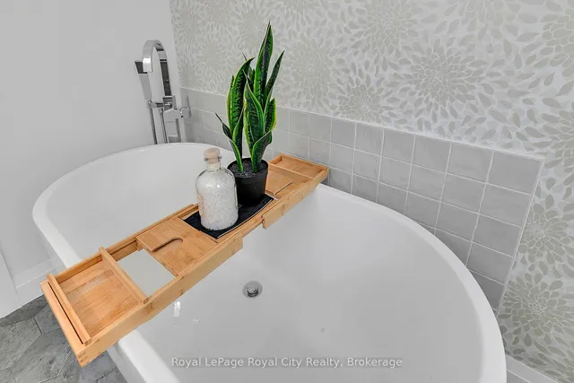 Additional image 19 of 1873 Four Seasons Dr