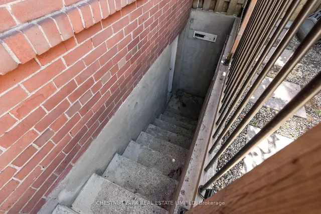 Additional image 38 of 45 Summerhill Gdns