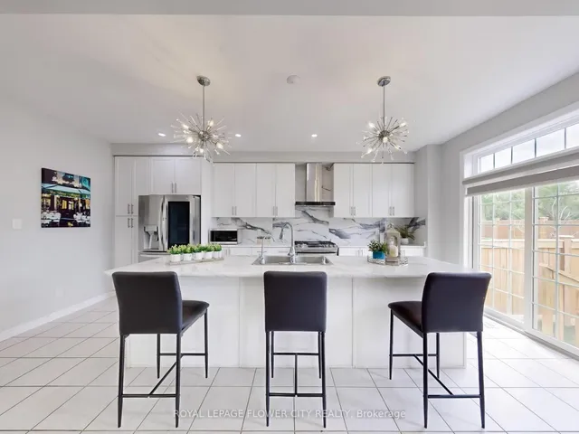 Additional image 15 of 22 Gleason Cres Unit 11