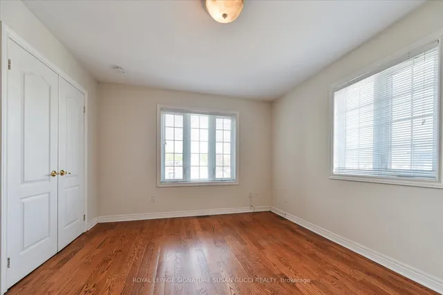 Additional image 25 of 454 Donlands Ave