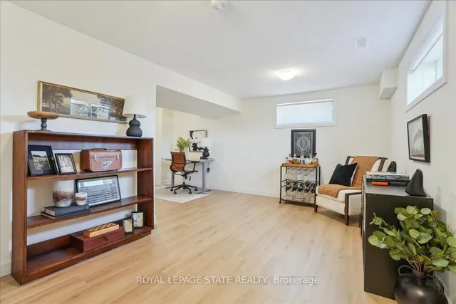 Additional image 29 of 67 Cadwell Lane