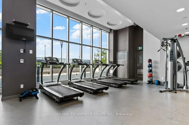 Additional image 35 of 2087 Fairview St Unit 1304