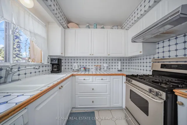 Additional image 18 of 140 Vodden St