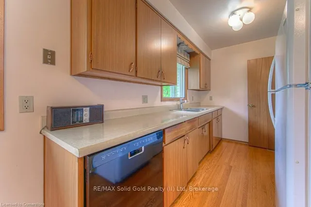 Additional image 15 of 254 Village Rd