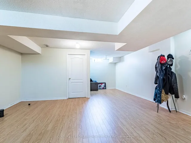 Additional image 45 of 93 River Rock Cres