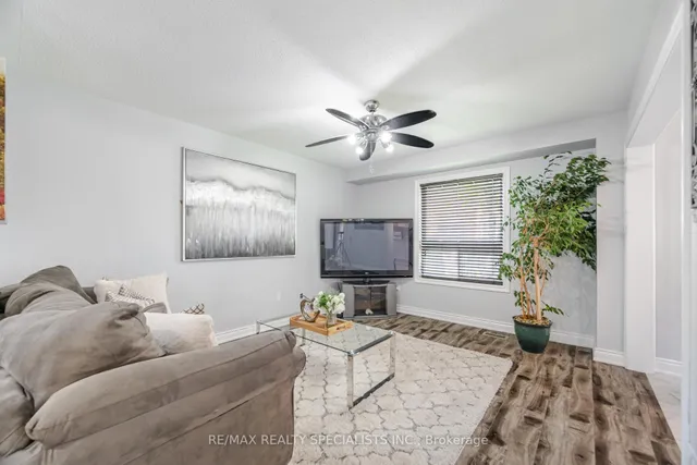 Additional image 6 of 44 Deforest Dr