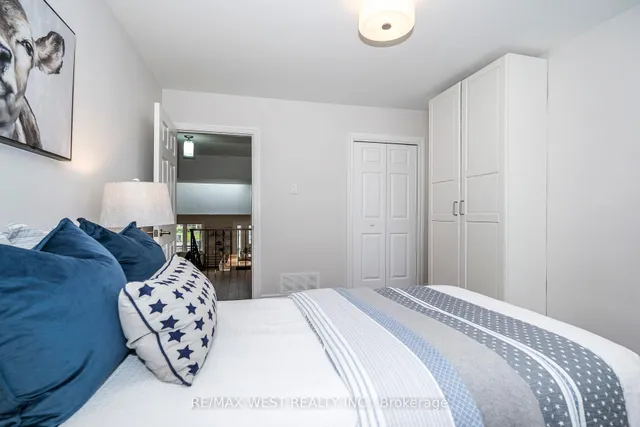 Additional image 23 of 17 Forest Path Crt