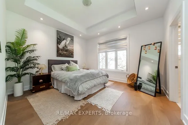 Additional image 22 of 68 Twenty Fourth St