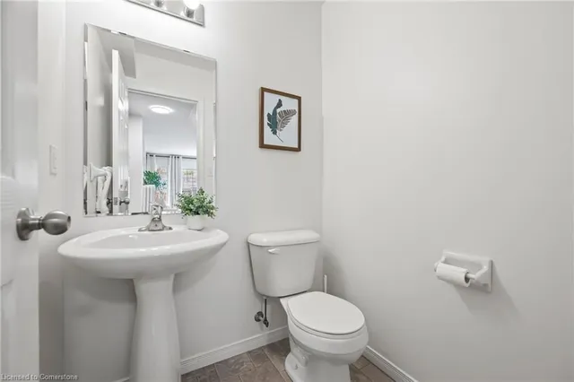 Additional image 17 of 155 Highland Cres Unit 8