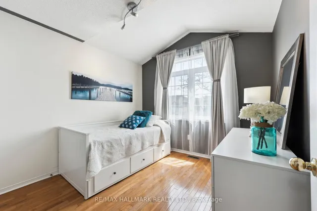 Additional image 29 of 128 Seaside Circ