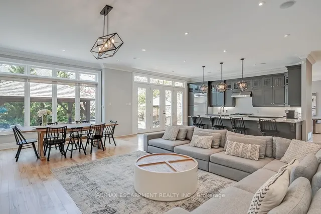 Additional image 19 of 246 Pomona Ave