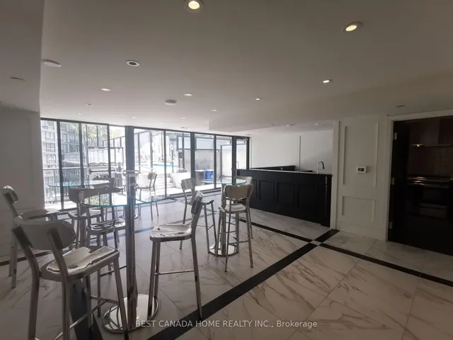 Additional image 17 of 955 Bay St Unit 907