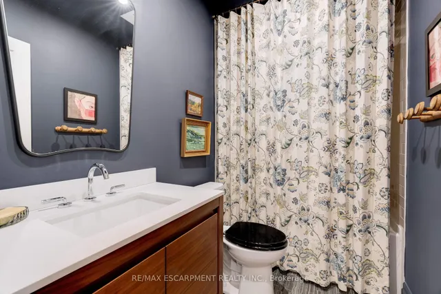 Additional image 11 of 46 Stanley Terr