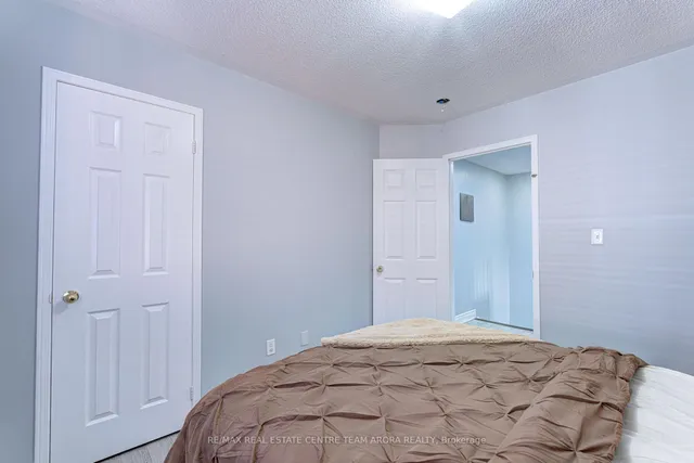 Additional image 30 of 92 Gulfbrook Circ