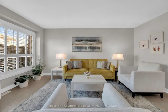 Additional image 17 of 174 Highbury Dr Unit 13