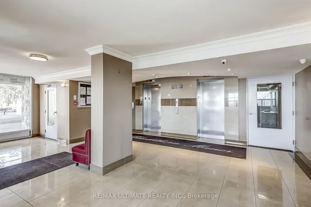 Additional image 32 of 541 Blackthorn Ave Unit 1005