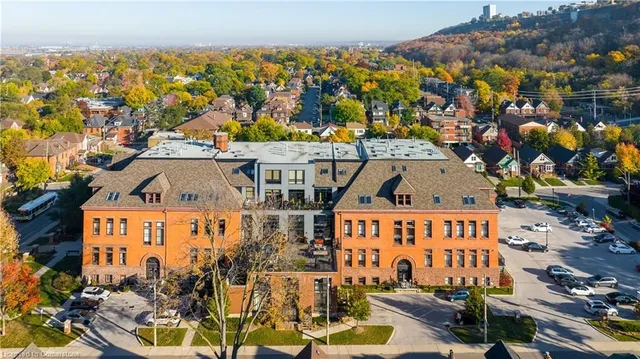 Additional image 39 of 200 Stinson St Unit 318