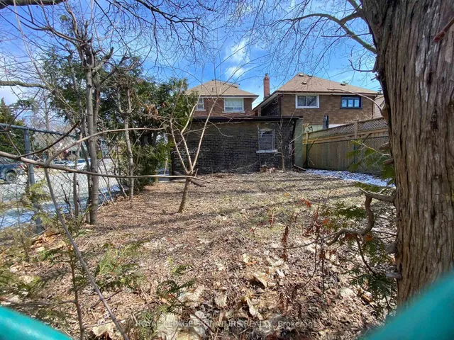 Additional image 6 of 108 Glebemount Ave