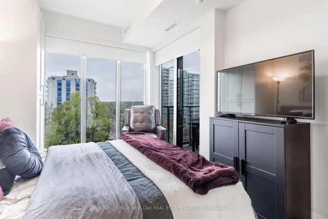 Additional image 19 of 500 Brock Ave Unit 701