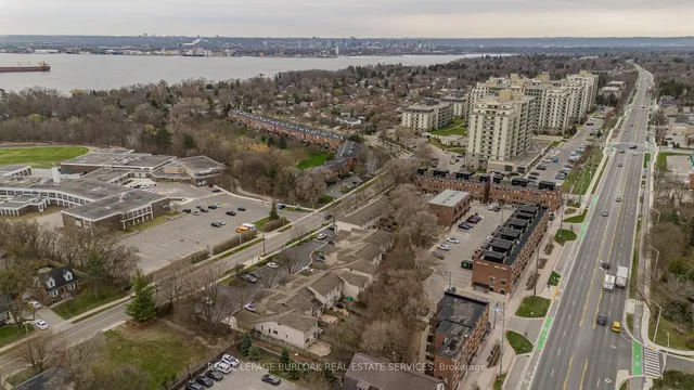 Additional image 34 of 70 Plains Rd Unit 51