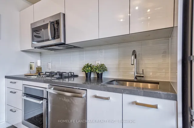 Additional image 14 of 608 Richmond St Unit 509