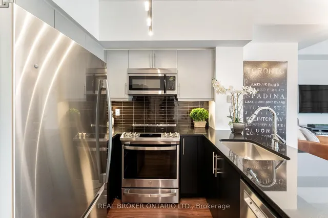 Additional image 12 of 83 Redpath Ave Unit 1309