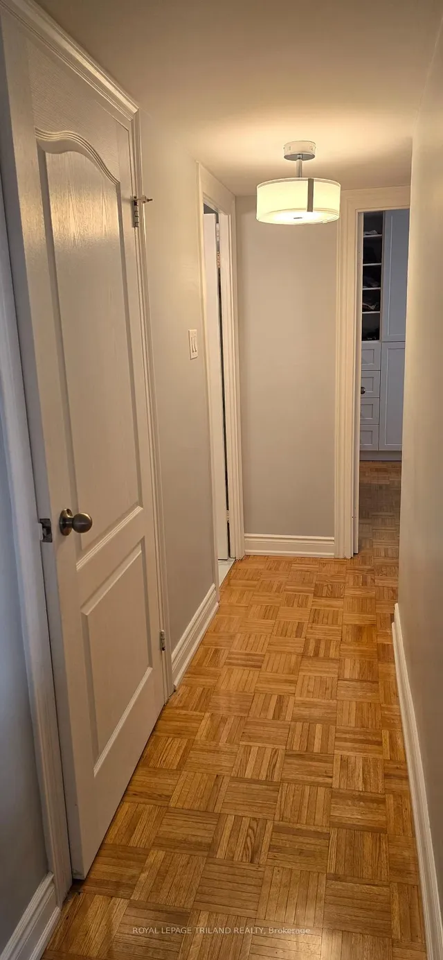 Additional image 12 of 44 LONGBOURNE Dr Unit 405