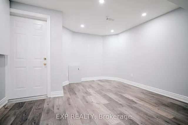 Additional image 29 of 668 Hamilton Cres