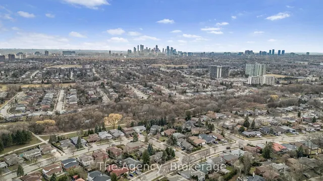 Additional image 36 of 3236 Cedartree Cres