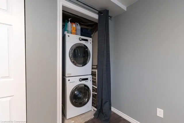 Additional image 30 of 14 Yorkdale Cres