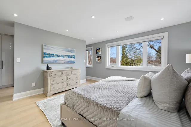 Additional image 21 of 25 Elmont Dr