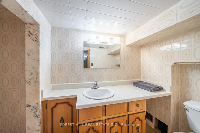 Additional image 8 of 541 Glen Park Ave