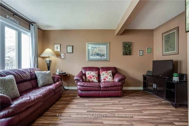 Additional image 3 of 1809 Upper Wentworth St Unit 11
