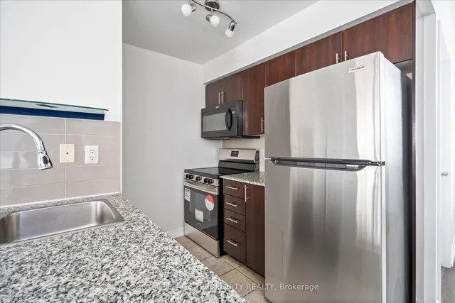 Additional image 14 of 1410 Dupont St Unit 328