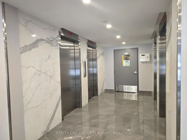 Additional image 4 of 10 Edgecliff Gfwy Unit 1009