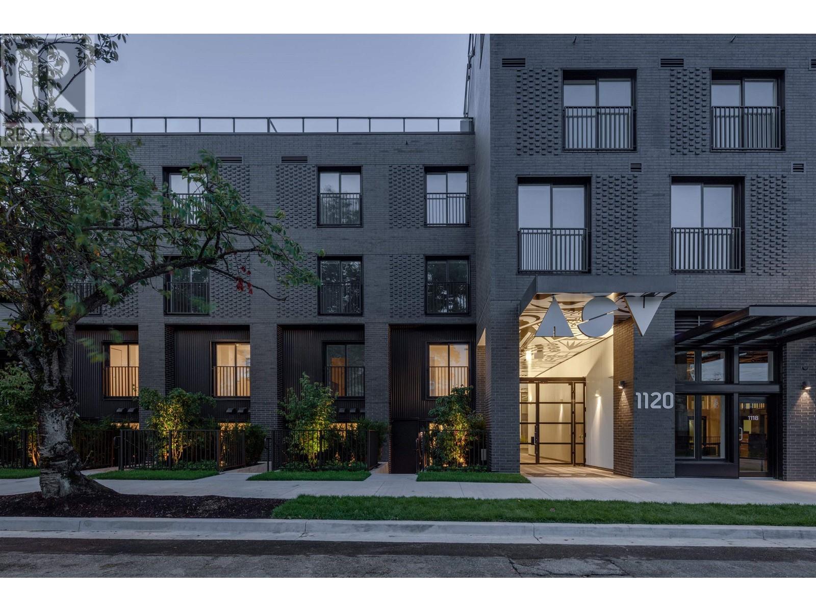 322 1120 E GEORGIA STREET|Vancouver, British Columbia V6A0K2