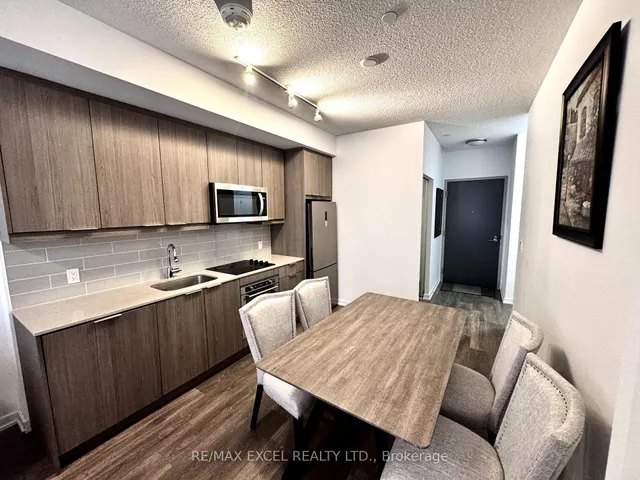 Additional image 6 of 36 Forest Manor Rd Unit A03