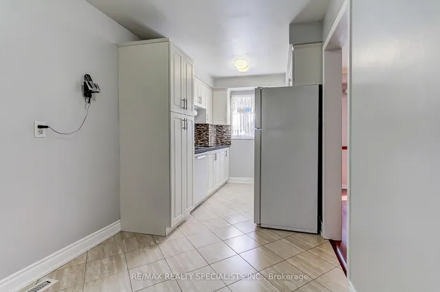 Additional image 23 of 98 Tulip Dr