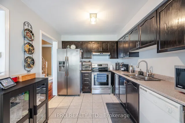 Additional image 14 of 770 Othello Crt Unit 70