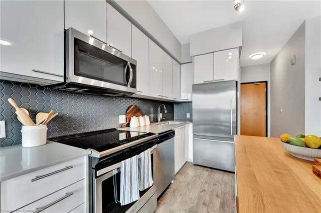 Additional image 9 of 15 Prince Albert Blvd Unit 601