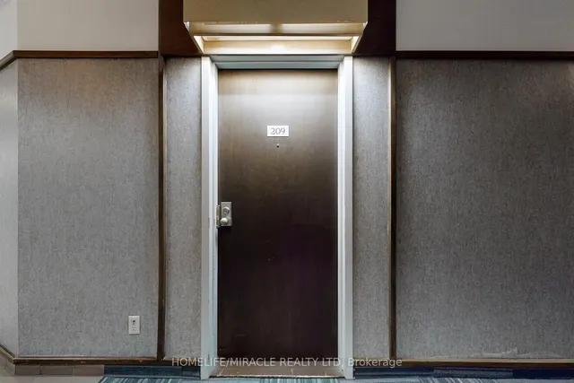 Additional image 23 of 160 Alton Towers Circ Unit 209